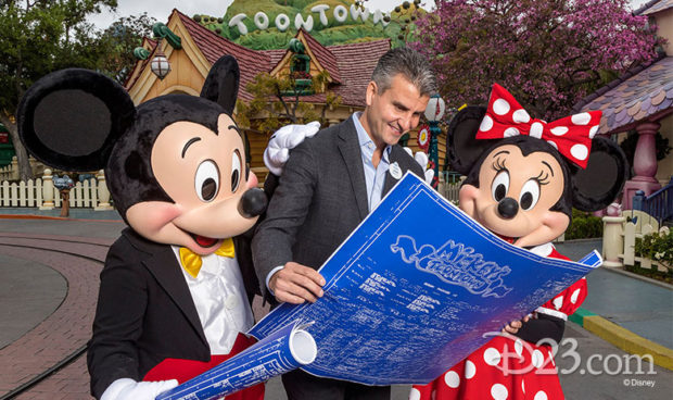 Mickey-and-Minnies-Runaway-Railway-Disneyland